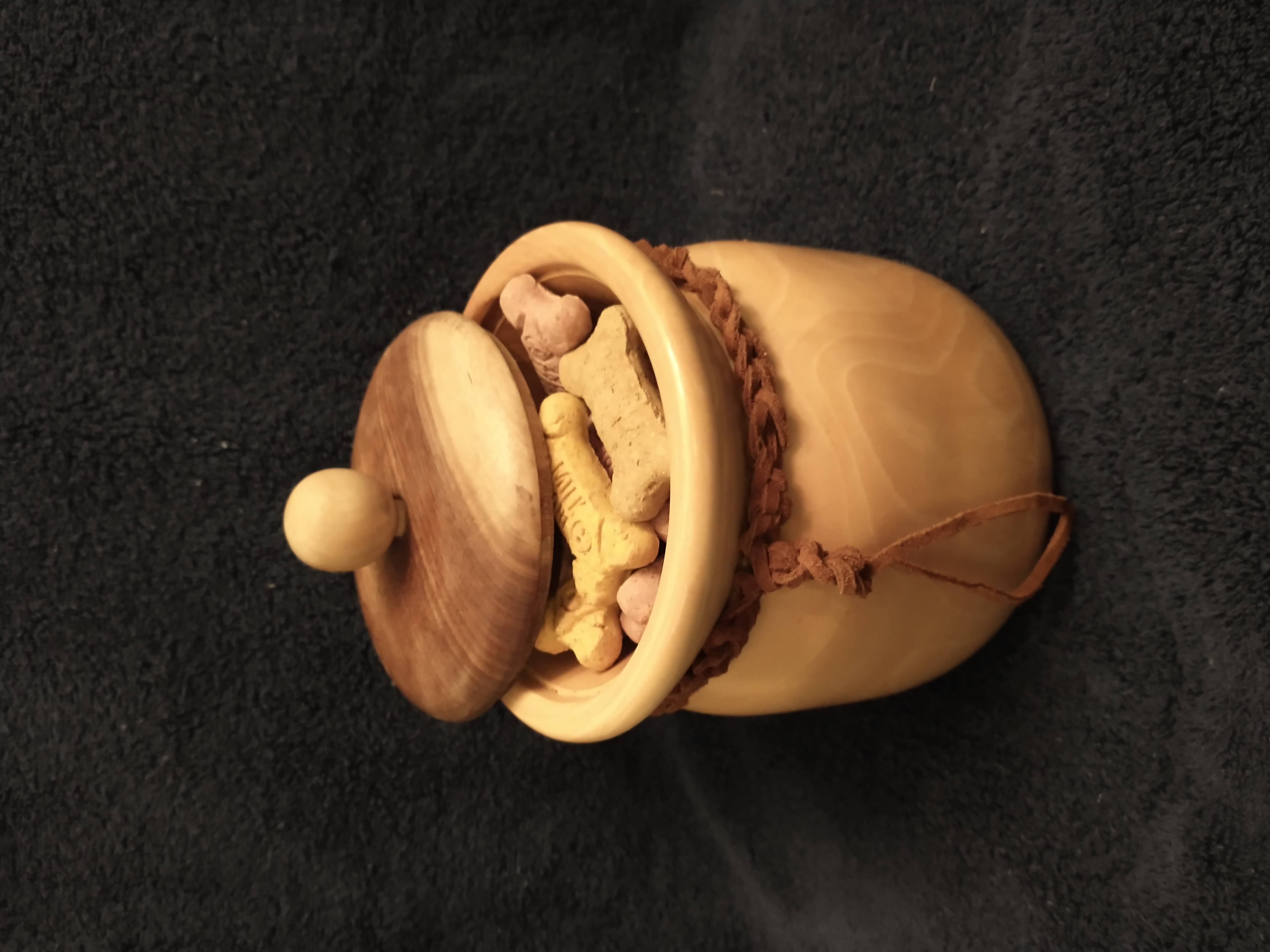 Casual Woodworking 